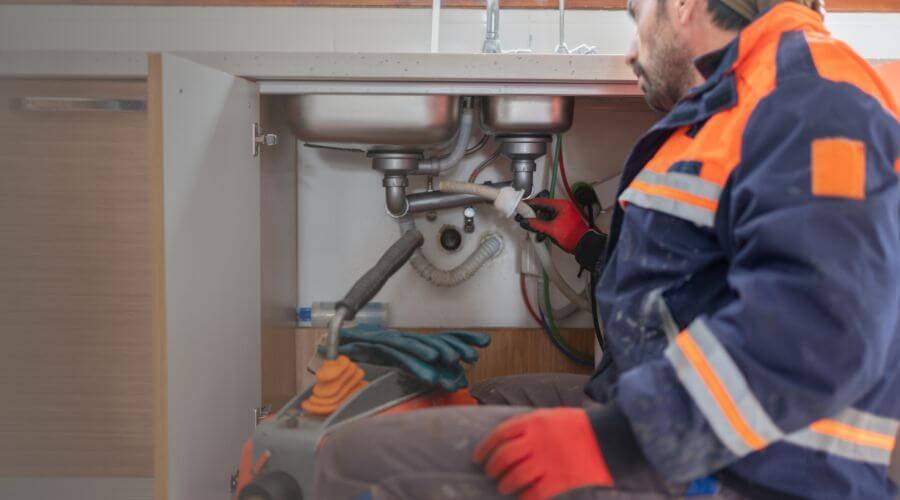 Professional slab leak plumber services in Davis, OK